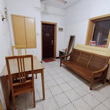 卢子琪的公寓(八一广场店)