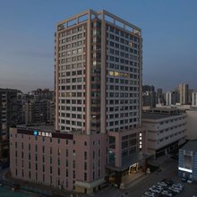 汉庭酒店(青岛辽阳东路国信体育场店)