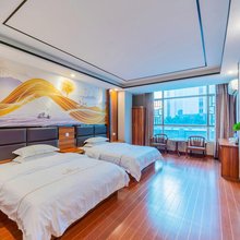 汕头红园商务住宿(潮阳高铁站店)