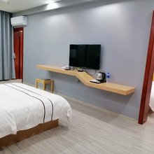 云玉酒店(昆明火车站大悦城店)