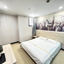 肯定精品酒店(南京河西金鹰世界店)