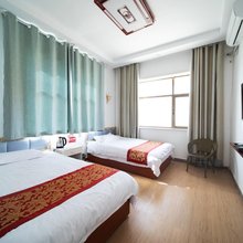 敦煌月村双春客栈(鸣沙山月牙泉景区店)