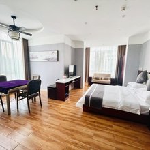 海口铂杨精品酒店(海南大学南门夜市店)
