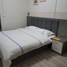 南宁耀蕾公寓(广西建设职业技术学院相思湖校区店)