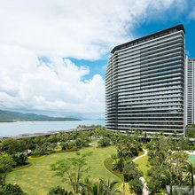 美斯兰·SurfWave 逐浪海景设计师民宿(万宁融创日月湾店)