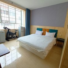 遇见公寓(南宁富兴美食街东方广场店)