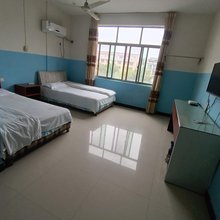阿龙旅馆