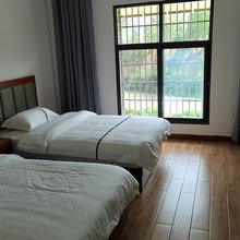 衡山群英民宿