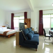 爱琴民宿(林丰温泉水上乐园店)