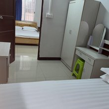 悦享公寓(横沙地铁站店)