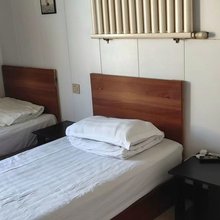 黄昏旅店