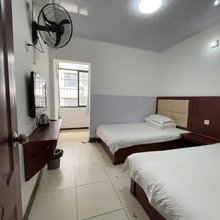 英子旅馆