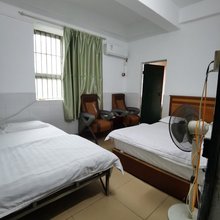 和平公寓(鹿苑路店)