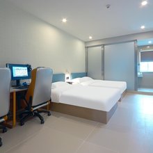 网宿电竞酒店(苏州木渎古镇灵岩山地铁站店)