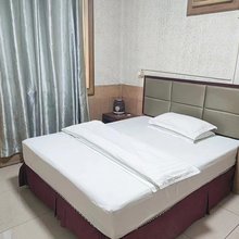 豪粤居住宿(东莞清溪店)
