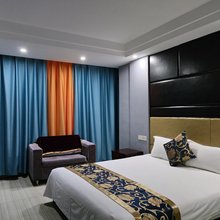 水云天假日酒店(平江第一中学店)