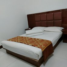 西安鸿泰宾馆(水司车站店)