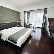 万枫·ONE影音公寓(佳兆业中心店)