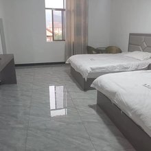 西盟金凤宾馆