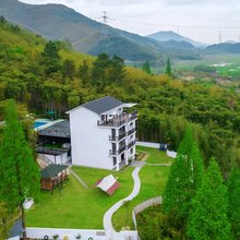 望轩楼轻奢山居