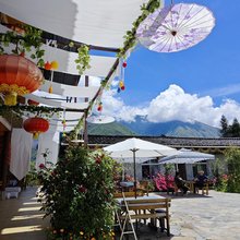 泸定老地方农家乐园