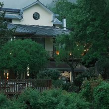 衡山半山腰郡玉山庄