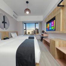 悦城酒店(郑州高铁东站东广场店)