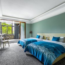 西安市阎良区花间舍客栈