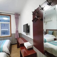 宝华堂客栈(柞水终南山寨店)