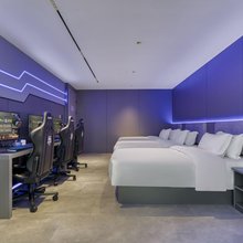 顽式玩家电竞民宿(临平银泰城店)