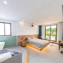 后浪·Light luxury 观海听潮亲子度假villa (舟山朱家尖店 )