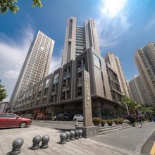 和沐行政公寓(深圳南山书城地铁站南油服装批发城店)
