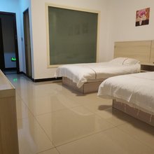 鑫垚宾馆
