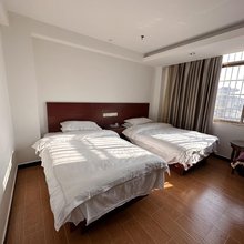 蓝翔商务酒店
