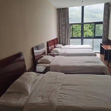 格格步入客栈