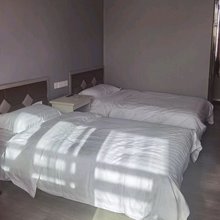 悦安居酒店(忻州火车站店)