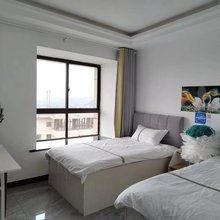 珑栖湾民宿(安顺高铁西站店)