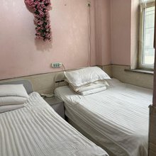 月儿圆旅馆