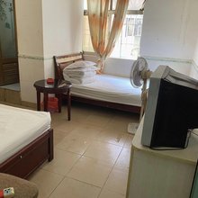 深圳龙珠旅馆(龙华地铁站店)