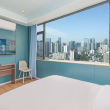 成都华颐酒店(华西医院华西坝地铁站店)