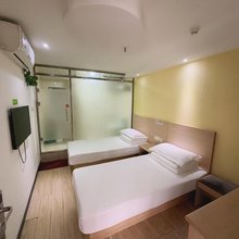 鑫馨宾馆(北京丰台火车站地铁站店)