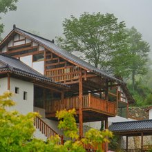 南溪·梅子民宿Cloud Haven隐奢度假别墅(神农架木鱼镇店)