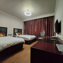 宝兴嘉娜美洛酒店