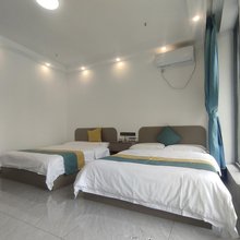 嗨吧小屋酒店