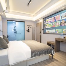 由里舒泊智慧酒店(绵阳经开万达广场店)