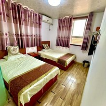 卓越宾馆(阳光海岸露营公园店)