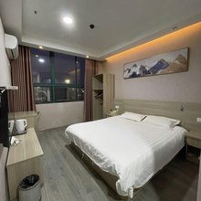 泗洪东江宾馆(五里江农贸市场店)