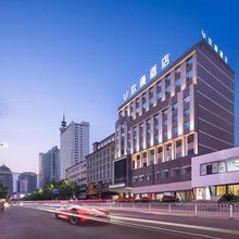 欢漫酒店(怀化火车站新天地广场店)