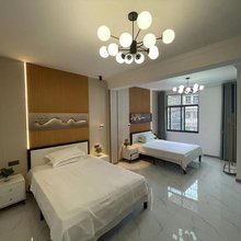悦客之家民宿(湖北美术学院藏龙岛店)