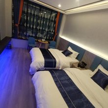 阿坝凯缤酒店